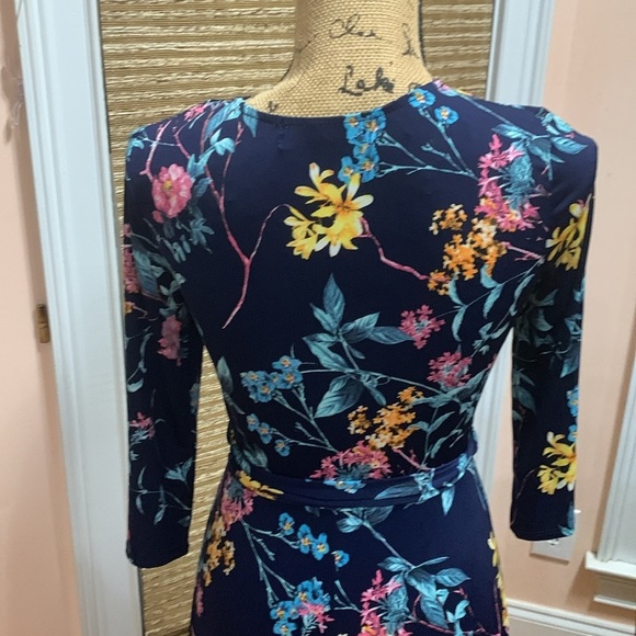 Love, Kuza | Navy Floral Three-Quarter Sleeve Maxi Dress NWOT - Picture 11 of 14